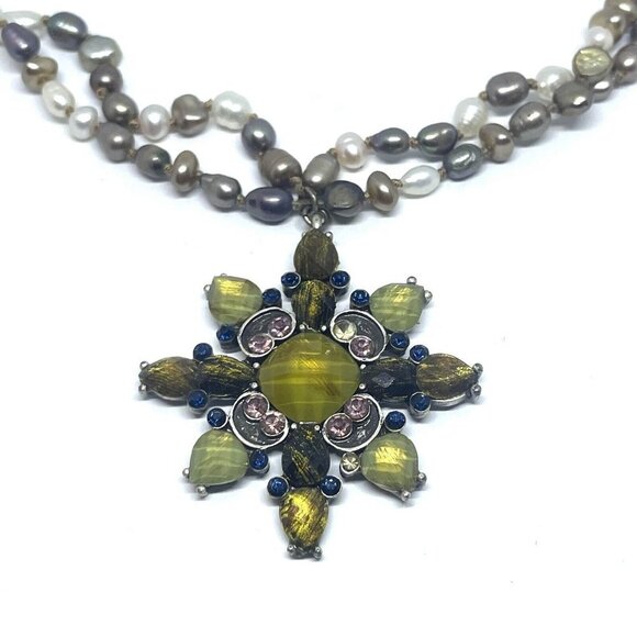 Real Pearl Flower Pendant Necklace Multicolor Lobster Closure 15.5 to 17 Inch - Picture 3 of 6